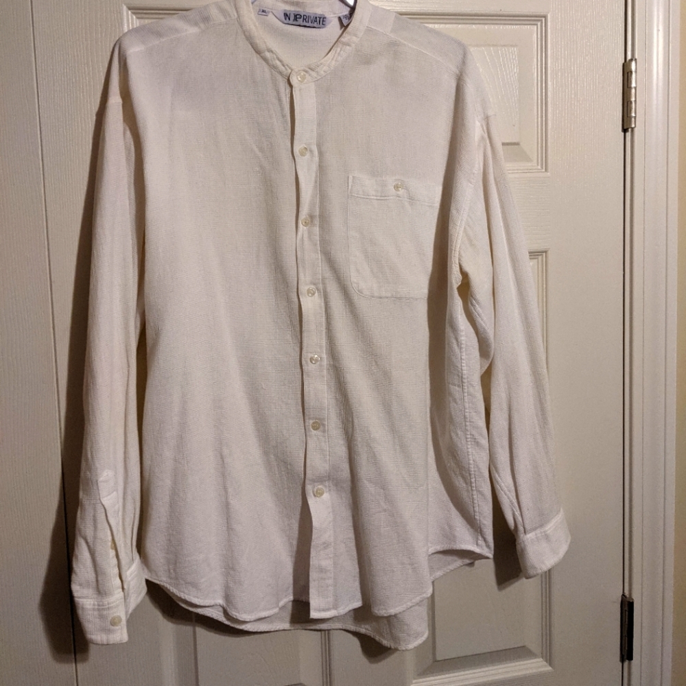 In Private men size XL button down long sleeve shirt